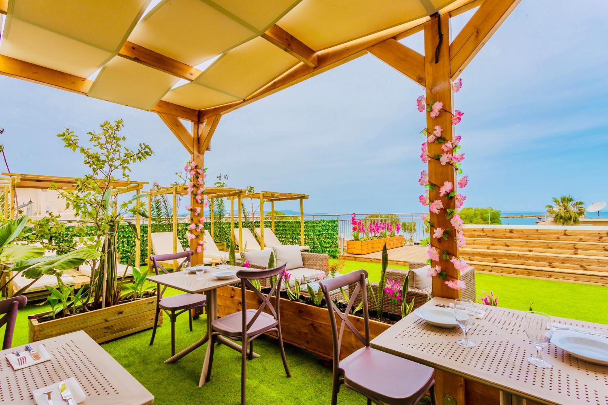 Pearl Seaside Cozy Apartments La Canea Exterior foto